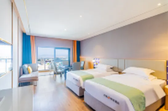 檸檬·季海飯店（撫仙湖廣龍小鎮星光夜市店）