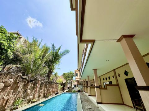 Taxa Raya Guest House