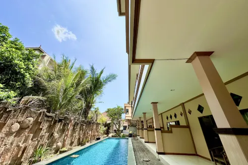 Taxa Raya Guest House - Pensionaatit