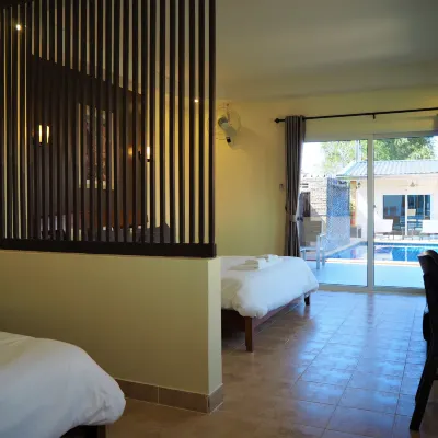 MANGOES PATTAYA Hotels near Khao Chee Chan