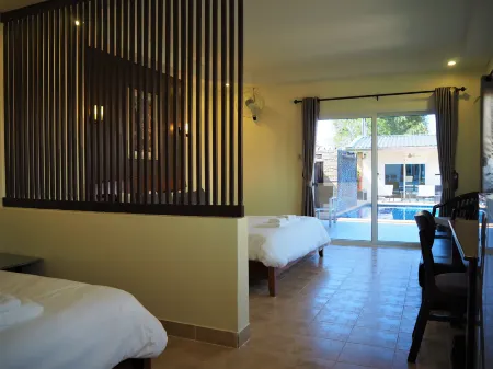 MANGOES PATTAYA Отели в г. Sattahip