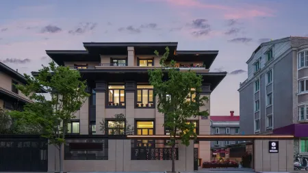 Floral Hotel·Weihai Alice Hotel (Sea Park) Отели рядом с достопримечательностью «Liugong Island»