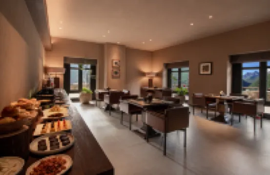 Craftsmanship·Qianqiu Snow, Daocheng Yading Scenic Hotel