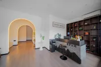 Ruomengyunyuan B&B (Libo Xiaoqikong Scenic Area East Gate) - ที่มีอ่างอาบน้ำ