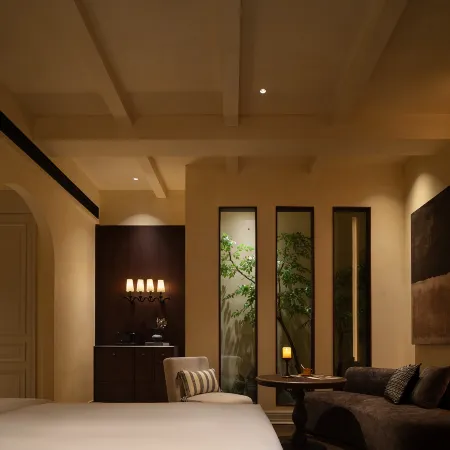 Single Hotel Отели рядом с достопримечательностью «Плошадь Уи»