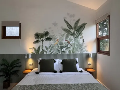 ห้องนอนเดียวกับสระว่ายน้ำ