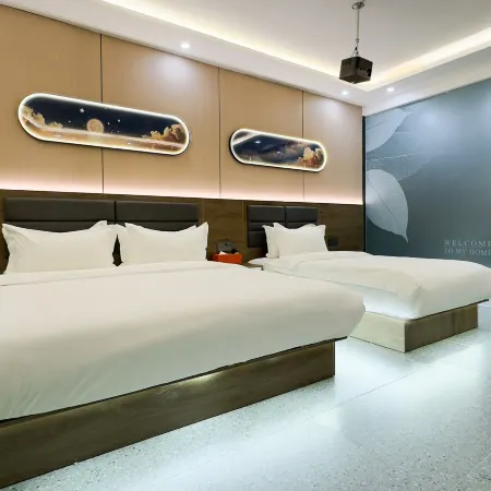 Yuanqi Jinxuan Business Hotel (Daqing Ophthalmology Hospital)