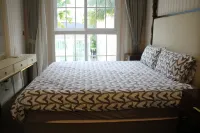 Grand Florida Beachfront Condo Resort Pattaya E208