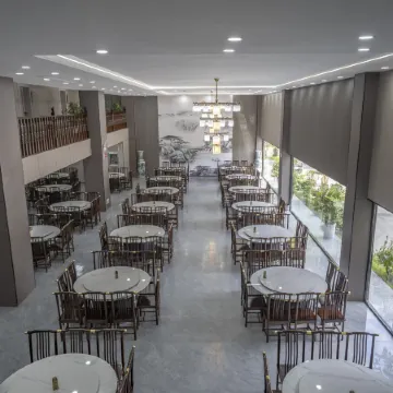 Xiyue Grand Hotel (Dixingu Scenic Area)