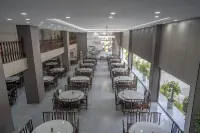 Xiyue Grand Hotel (Dixingu Scenic Area)