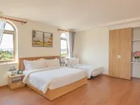 سي بريز هوتل آند فيلا Hotels near أترس بيتش