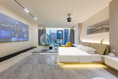 Chunchengyi Homestay (Kunming South Station Colorful Yunnan First City Branch) Hotels near Luolong Park