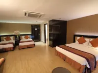 The Guest Hotel & Spa Hotel in zona Centro commerciale Oceanic Mall