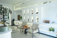 Mugui Homestay 망선곡(왕셴구) 주변 호텔