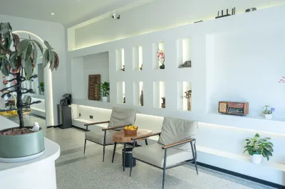 Mugui Homestay Отели рядом с достопримечательностью «Qinfengxiang Passenger Transport Terminal»
