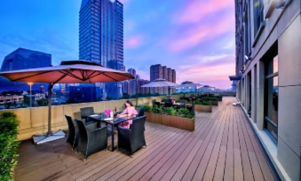 Kaiyuan Manju Hotel (Yinzhou Wanda Plaza Ningbo Railway Station Branch)