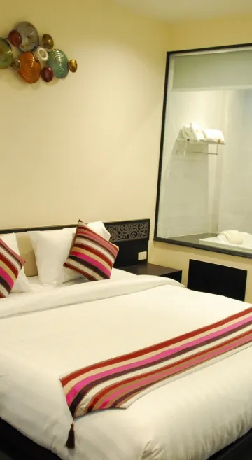 ห้องสวีทมาตราฐานพร้อมวิวแม่น้ำ (CTR4)