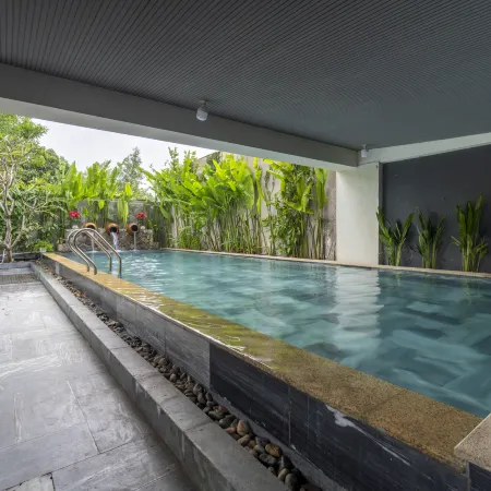 DOMA by HSuites Hotel & Apartment
