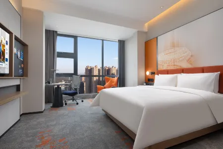 Hampton by Hilton Chenzhou Beihu Отели рядом с достопримечательностью «Wuling Square»