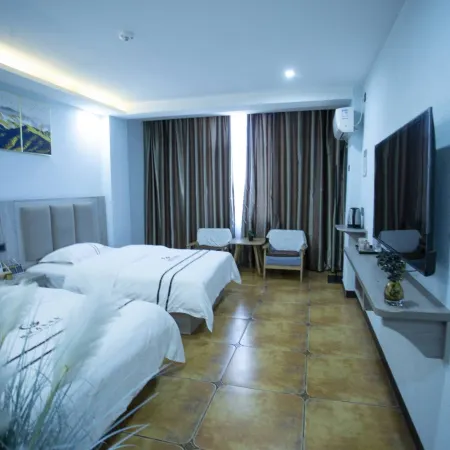 Pengyue Homestay