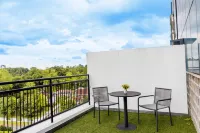 Regatta, Kozi Square Kuching