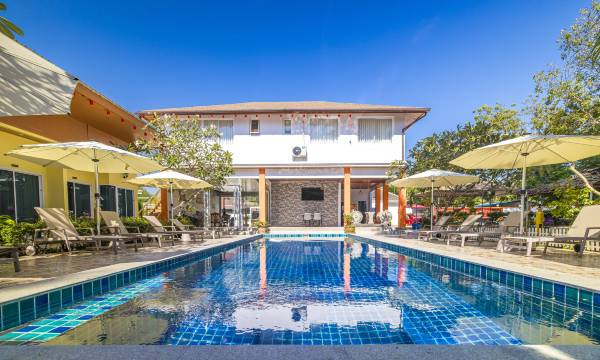 Tongtong Garden Holiday Hotel