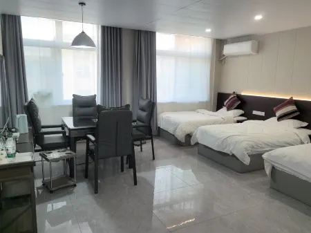 Yunqi Xiaozhu Homestay Отели рядом с достопримечательностью «Pufeng Mountain Villa»