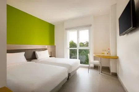 Amaris Hotel Darmo Surabaya