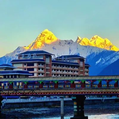 JI Hotel (Nyingchi Bome) Hotels near Bomi Peach Blossom Valley