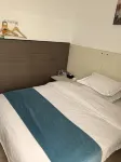 Taizhou Baiyi Hotel