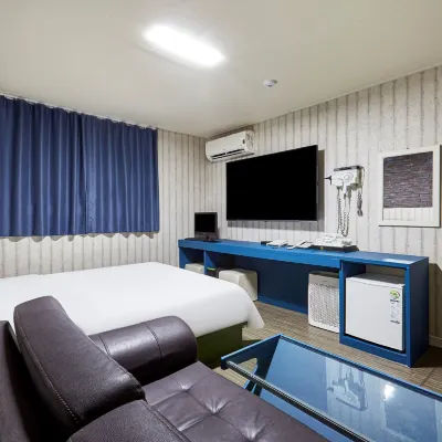 โรงแรมแกลเลอรียา โรงแรมใกล้สถานีมังโป