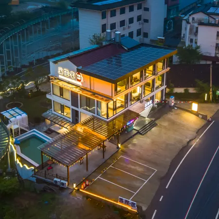 XIMO FAMILY HOMESTAY