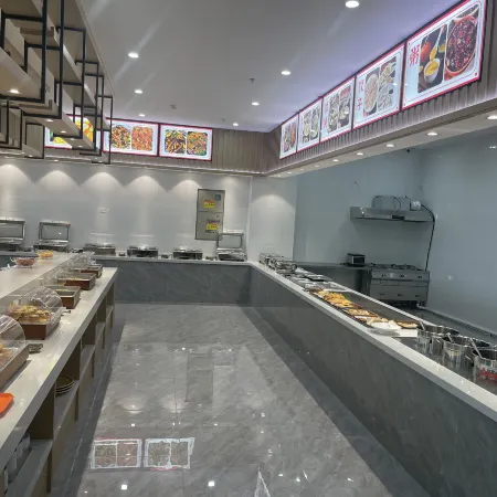 Fuyuan Donglai Business Hotel