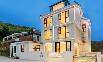 Zhujiajian Linli · Juli Swimming Pool Homestay (Putuoshan Airport Wugongshi Wharf)