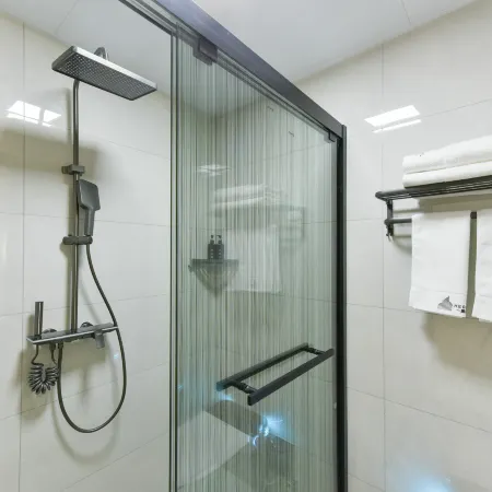 Xining Heige Light Luxury Homestay (Haidu Wanda Outlet City)