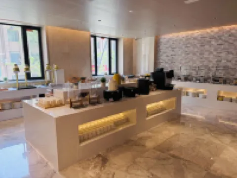 麗楓飯店（琿春世紀廣場店）