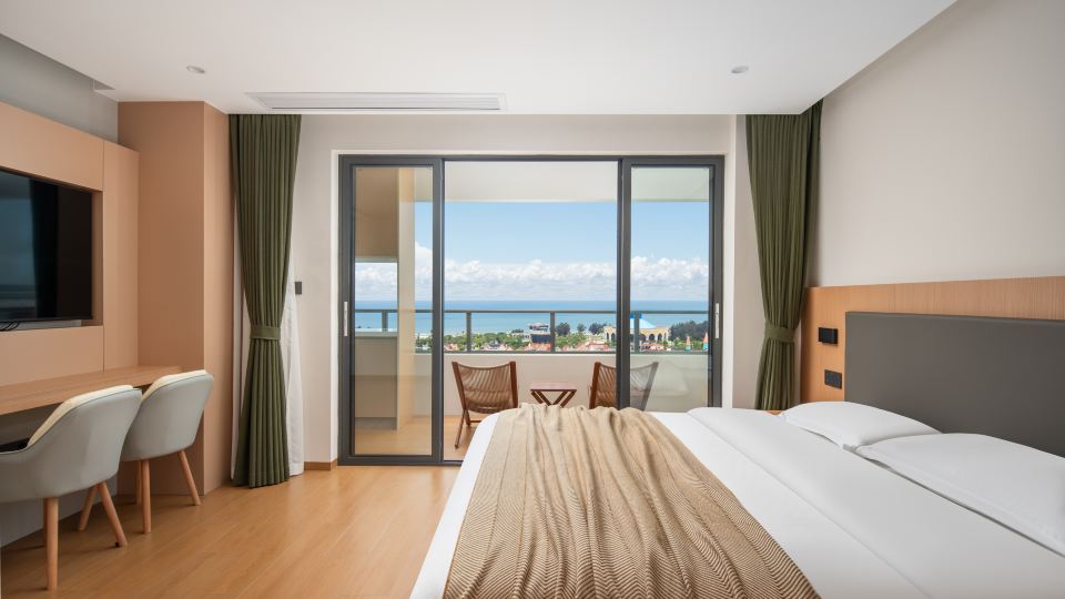Beihai YunXi Seaview Hotel (Silver Beach)