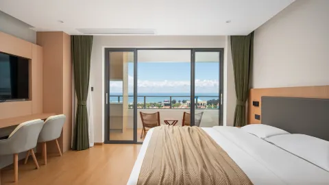 Beihai YunXi Seaview Hotel  (Silver Beach) in Beihai