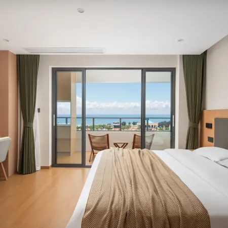 Beihai YunXi Seaview Hotel  (Silver Beach)