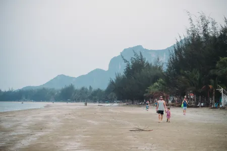 Dolphin Bay Beach Resort