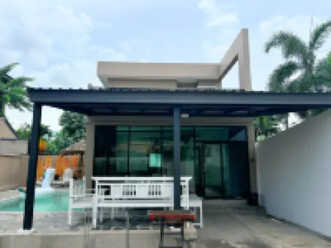 Mountain Private Pool Villa-Bangsaen