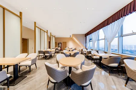 Geya Ziju Hotel (Moore City Art College Metro Station) Отели рядом с достопримечательностью «Inner Mongolia Library»