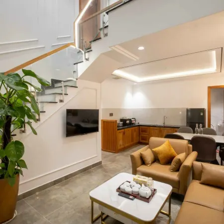 La Fleur Premium Central Apartment Hotel