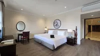 Champa Palace Hotel Hotels near Golden Buddha