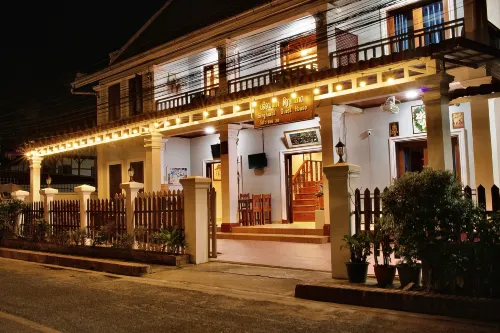 Singharat Boutique House