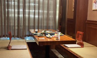 Jinghu Hotel