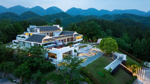 Yutang Muyun Homestay (Enshi Dixingu Branch) - ที่มีที่จอดรถ