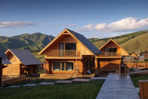Yinshan·33 Vacation Homestay (Baihaba Store Scenic Area)