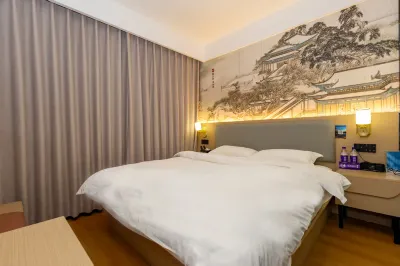 Xinyun Homestay (Kaifeng Qingming Shanghe Park Drum Tower Square)