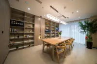 Aifeel Hotel (Urumqi International Grand Bazaar South Gate Subway Station)